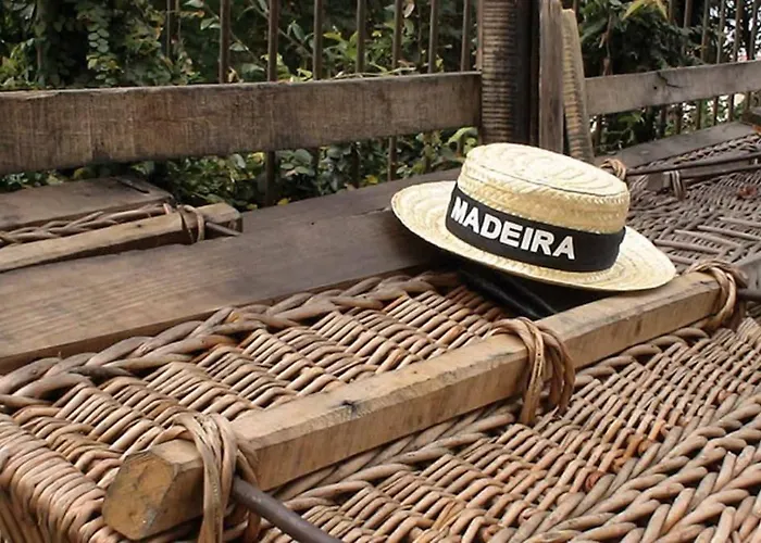 Enjoy Madeira 1 Canico (Madeira)