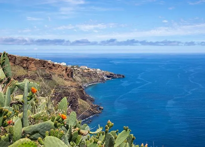 Apartment Enjoy Madeira 1 *